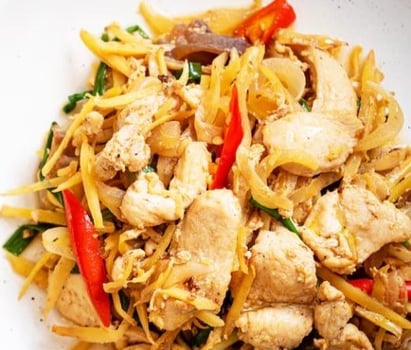 W10.3 Pad Thai mit Hühnerfleisch