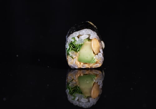 Maki Cashew Roll