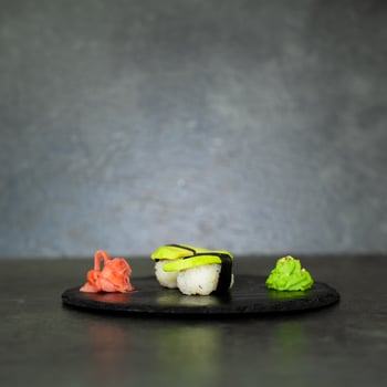 Nigiri Avocado