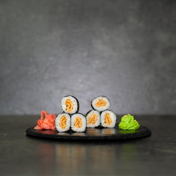 Inari Maki