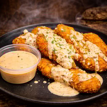Chicken Fingers mit Sour Cream Dip Chicken Fingers mit Sour Cream Dip