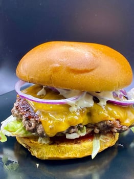 Beef Cheese Classic Burger