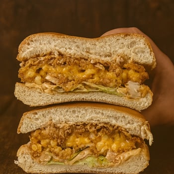 Mac ’n’ Cheese Burger