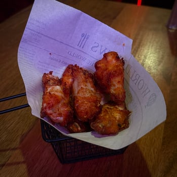 Glühende Wings