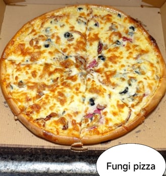 Funghi pizza Funghi pizza