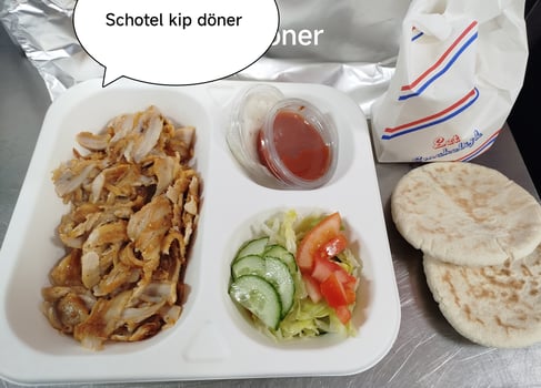 Schotel kipdöner Schotel kipdöner
