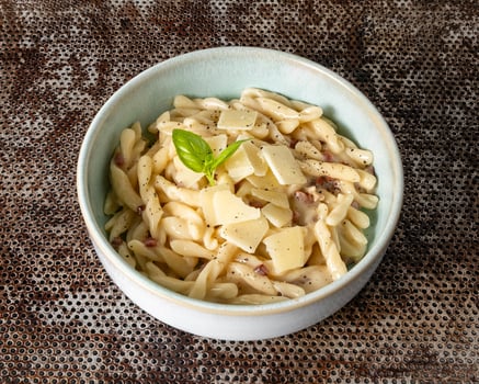 Strozzapreti Formaggi & Pancetta Strozzapreti Formaggi & Pancetta