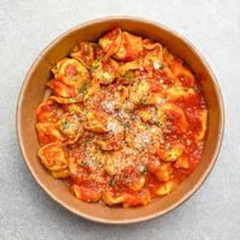 Tortelloni  al Pomodoro all Àrrabbiata 