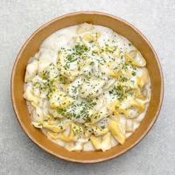 Tortelloni con Crema ai Formaggi Tortelloni con Crema ai Formaggi