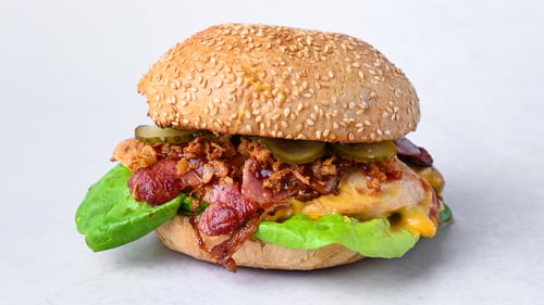 BBQ Chicken Burger Menü