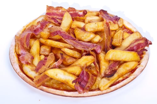 Pizza mit Pommes & Bacon solo 26cm