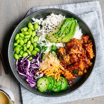 Bowl mit Tofu Bowl mit Tofu