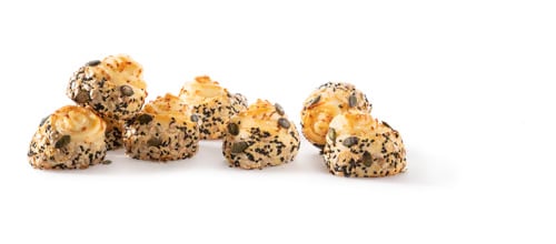 8 Stk. Mehrkornbrötchen mit Käse gefüllt