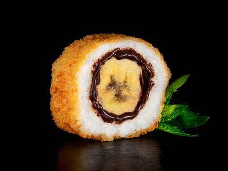 O6 Crispy Banana Roll