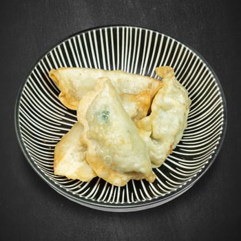 15 Gyoza Chicken Temp. + 1 