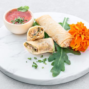 Lachs Frühlingsrolle 2 Stück
