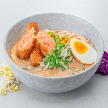 Ramen mit Salmon Ramen mit Salmon