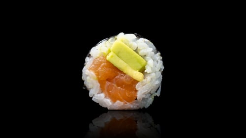 Lachs Avocado Maki