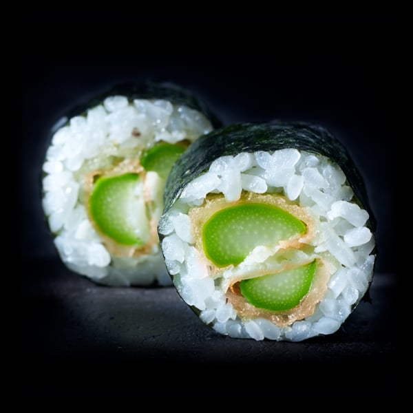 TEMPURA SPARGEL MAKI - 8PC. -